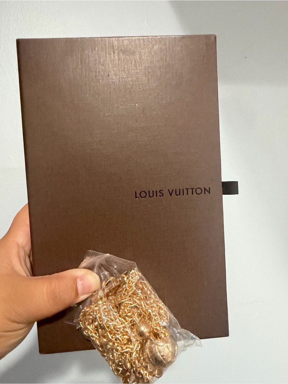 Louis Vuitton Monogram Continental Wallet with Pink Floral Button - Picture 9 of 9
